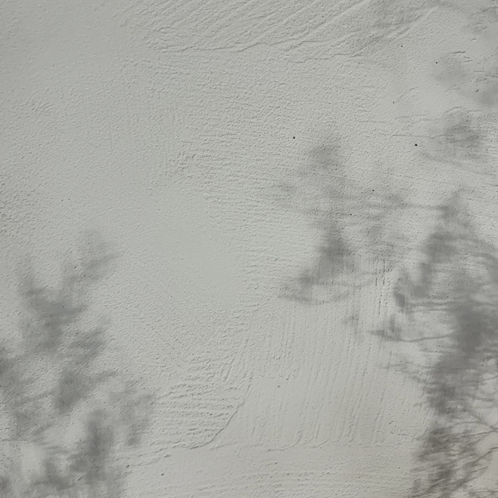 
Lo spazio sublime tra due forme: MADLEN.CERAMICS e PICCOLOQUADRO