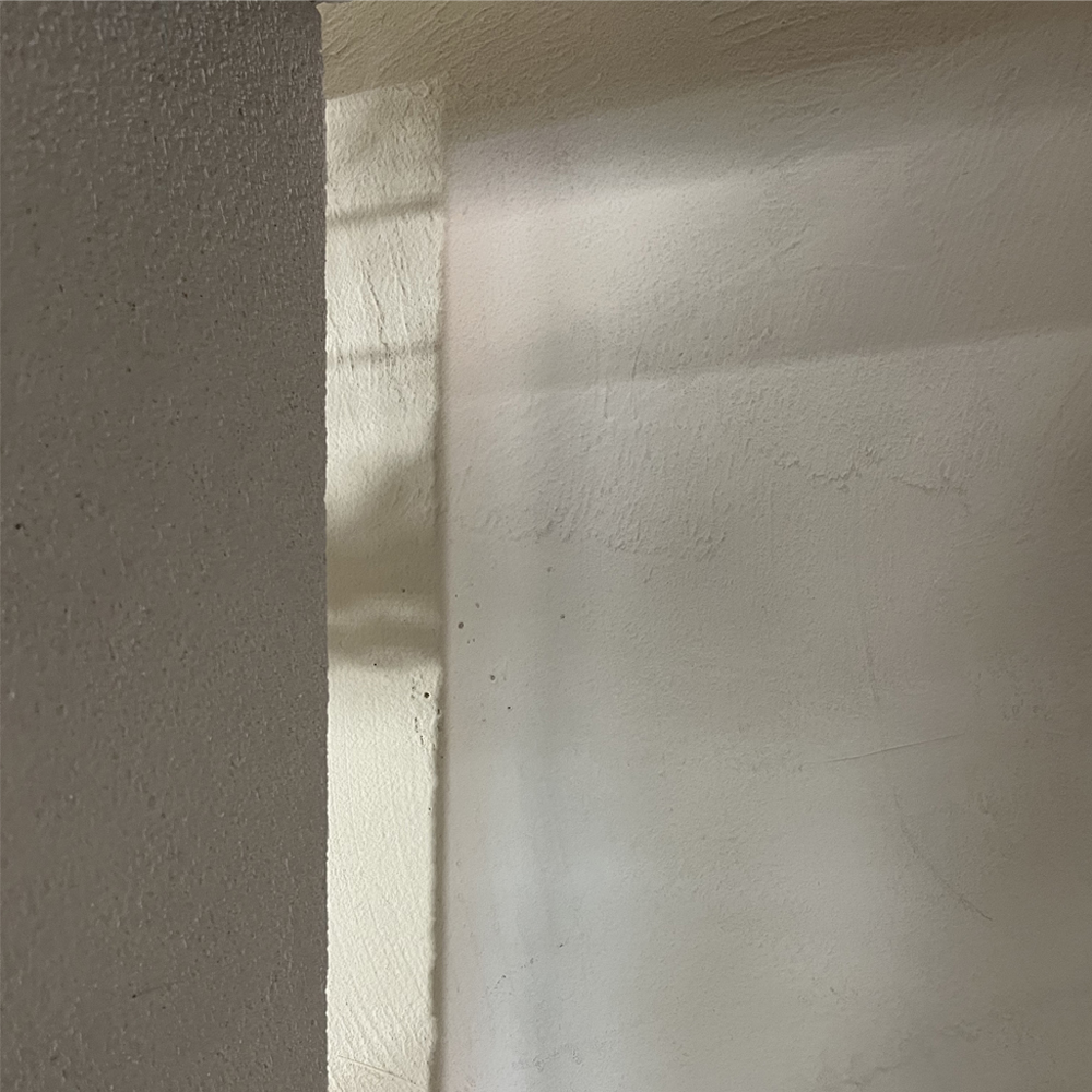 
Lo spazio sublime tra due forme: MADLEN.CERAMICS e PICCOLOQUADRO