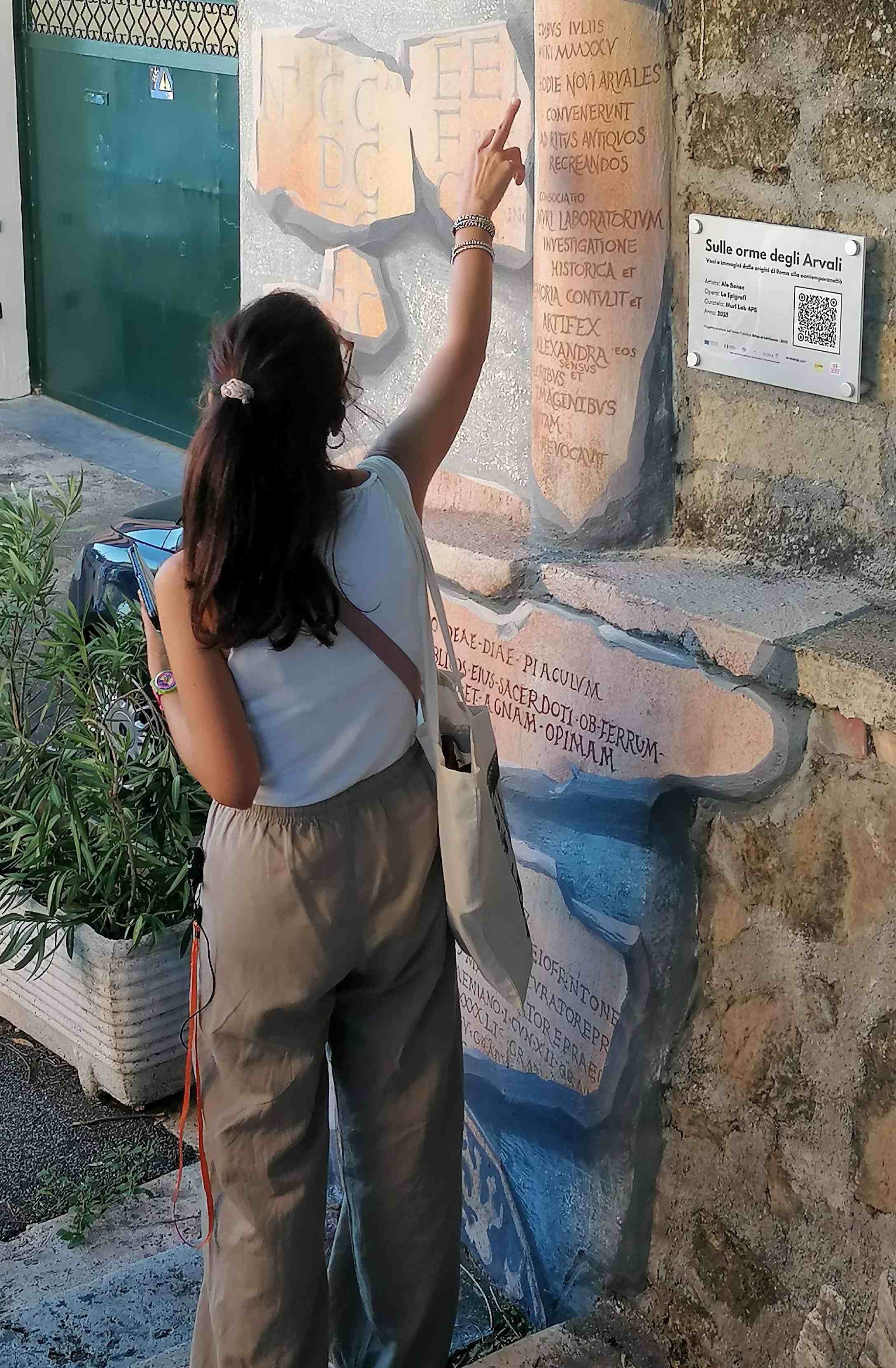 
Sulle orme degli Arvali. Voci e immagini dalle origini di Roma alla contemporaneità