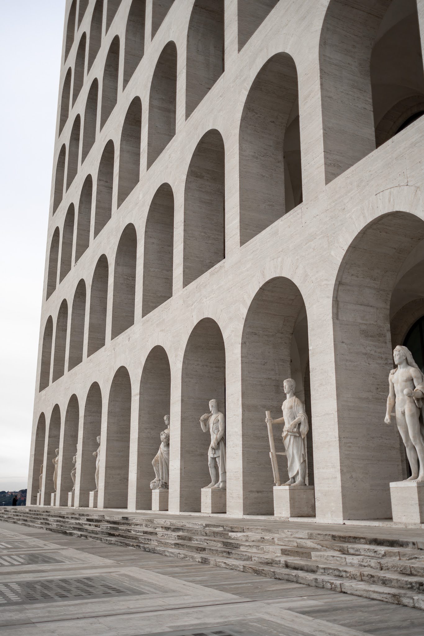 
EUR. LA CITTà CHE VISSE DUE VOLTE