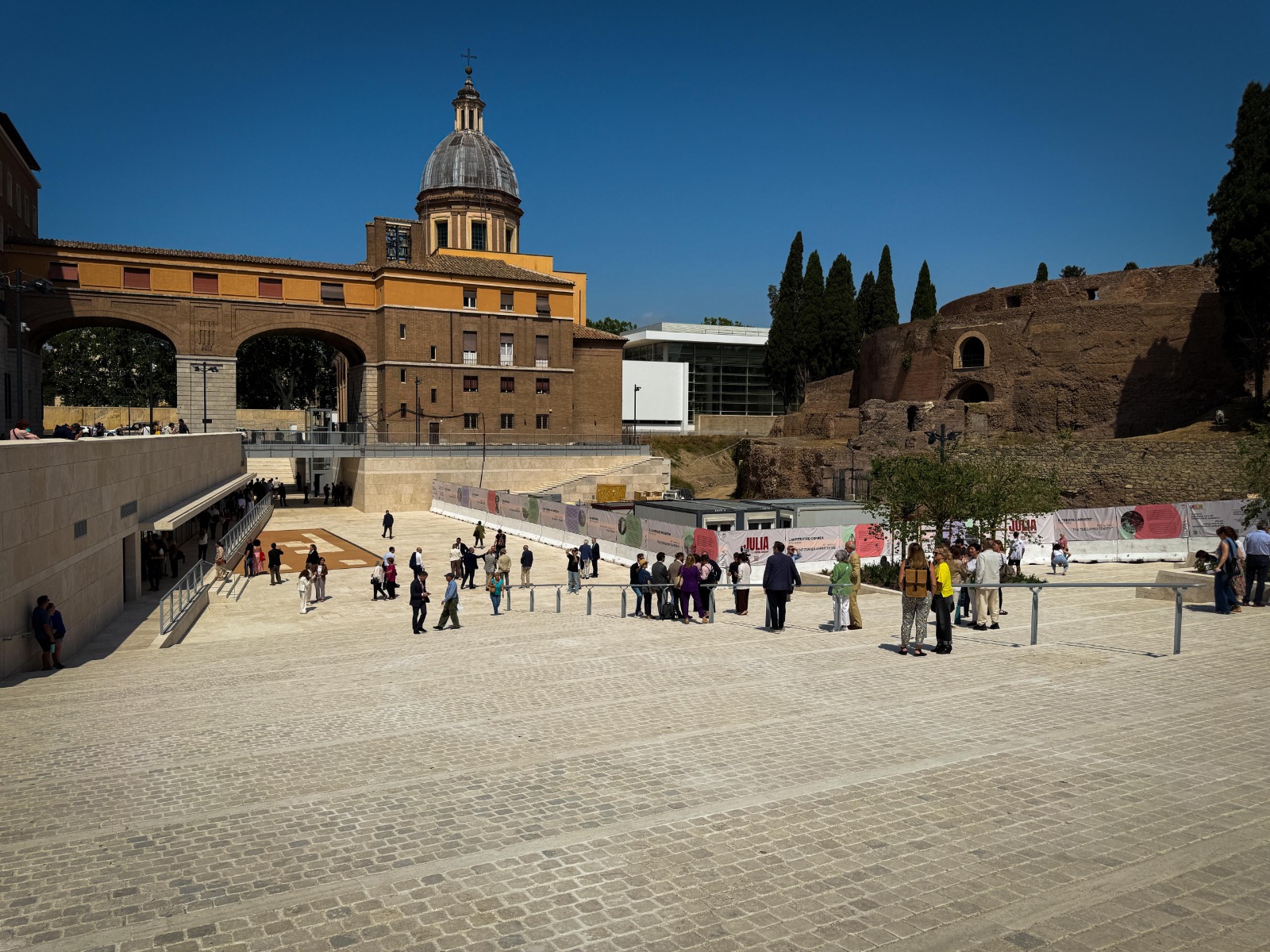 
Piazza Augusto Imperatore