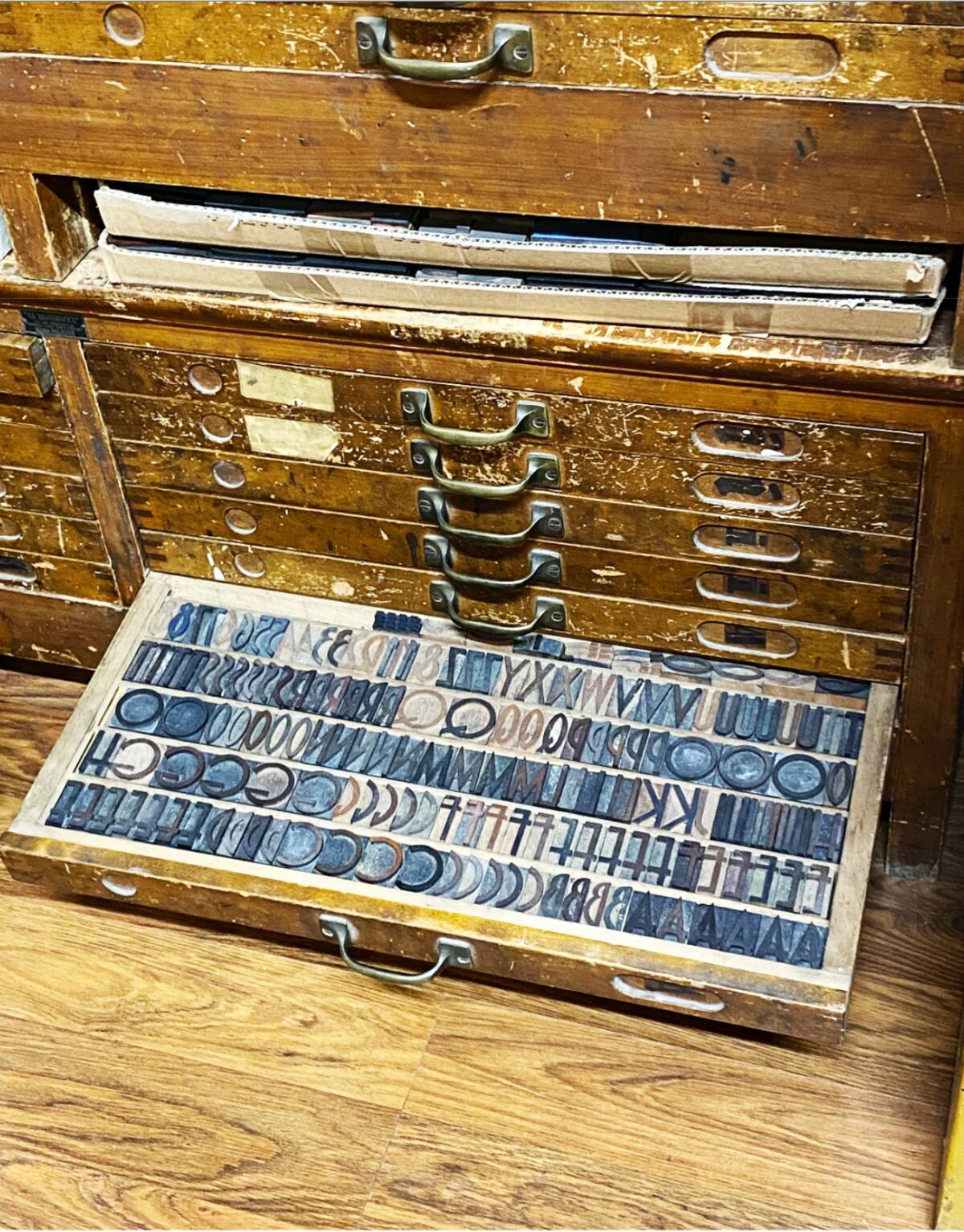 
Slab. Laboratorio di stampa a caratteri mobili