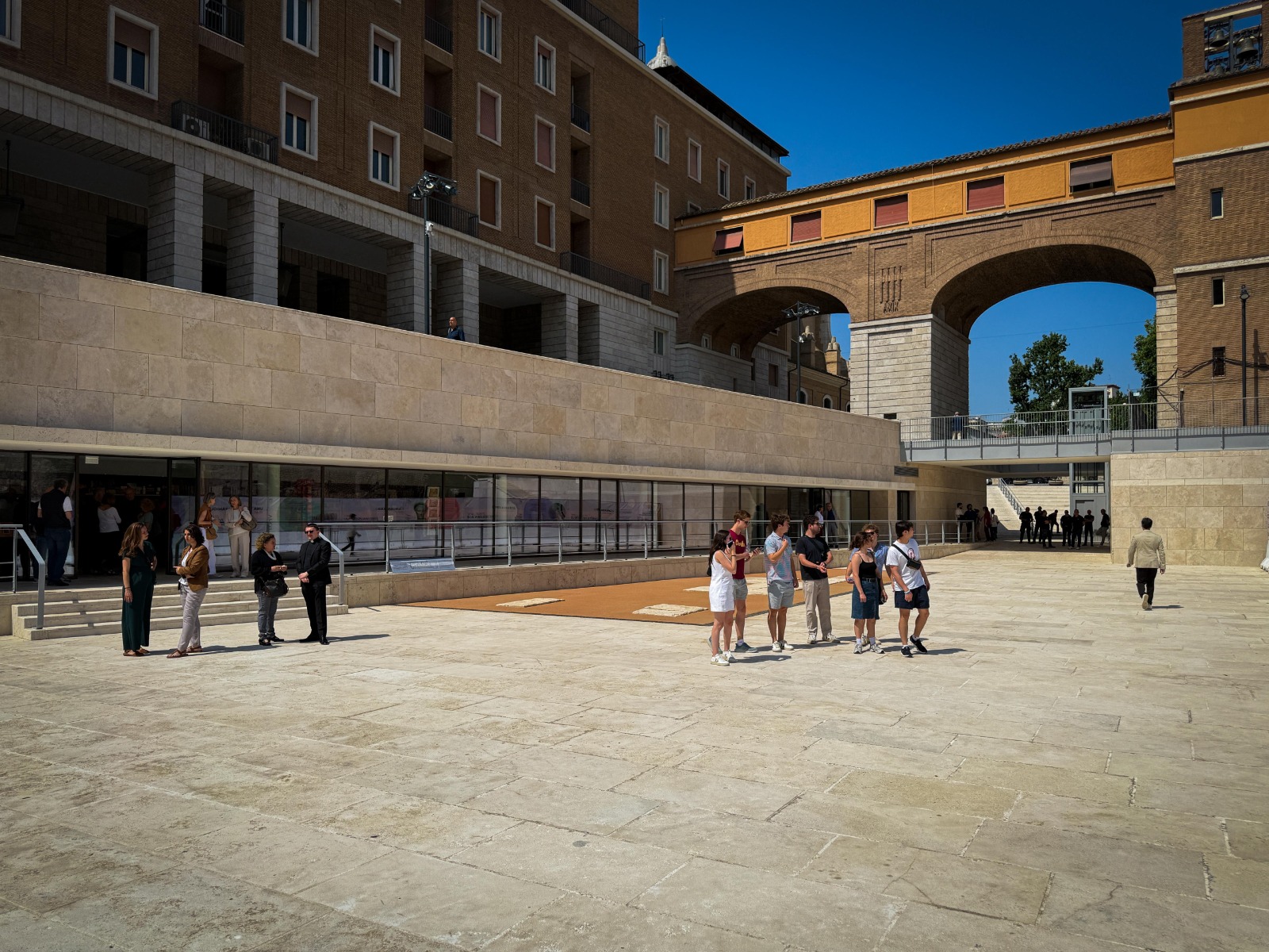 
Piazza Augusto Imperatore