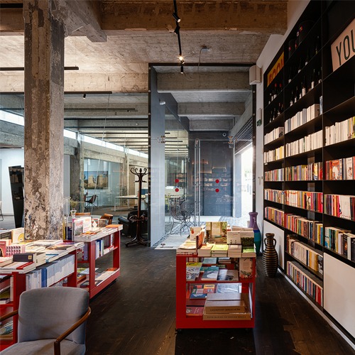 
Shell Libreria Bistrot 