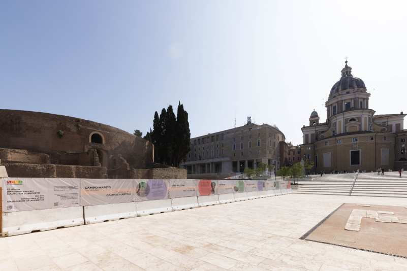 
Piazza Augusto Imperatore