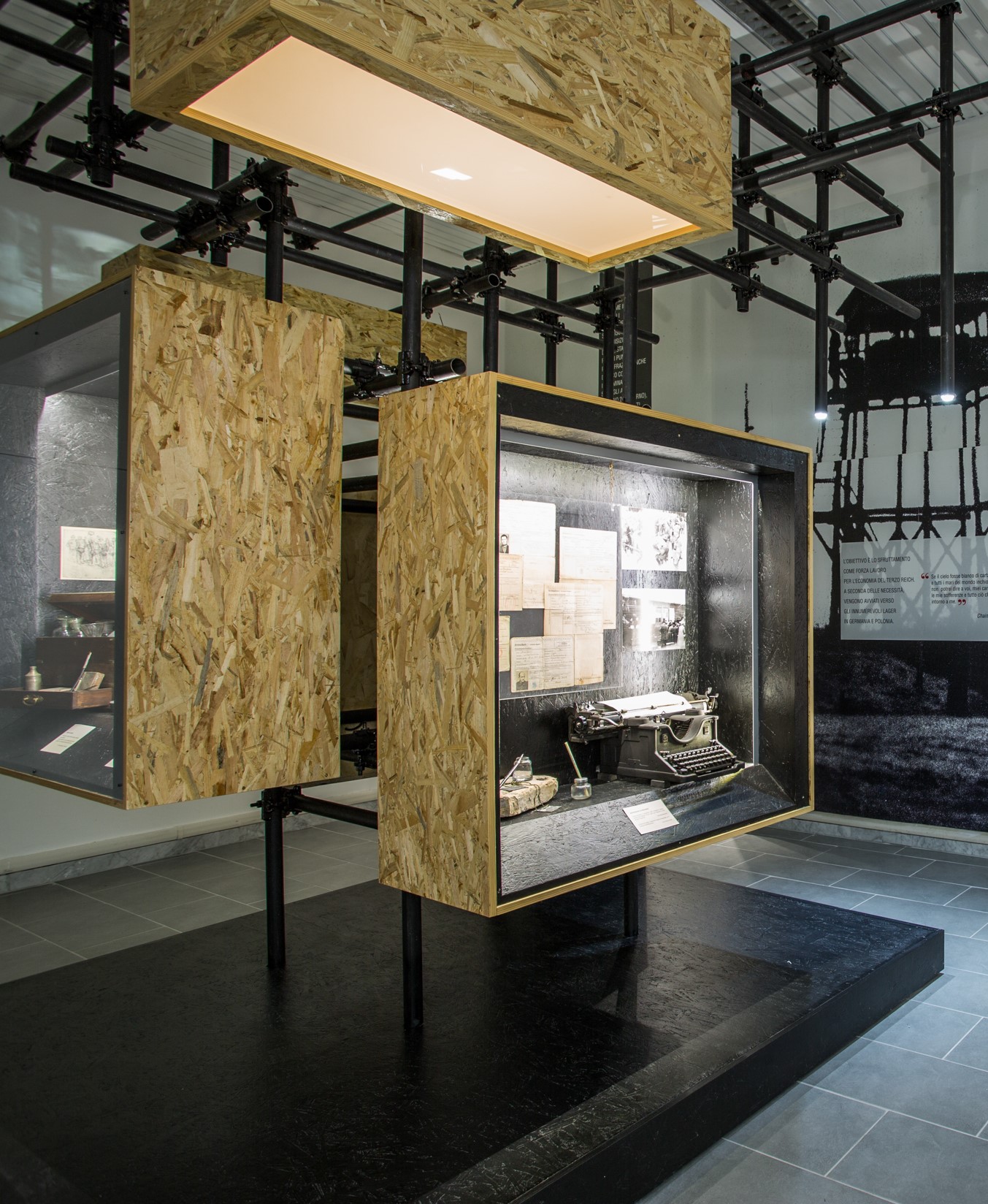 
MUSEO VITE DI IMI. Percorsi dal fronte di guerra ai lager tedeschi 1943-1945 