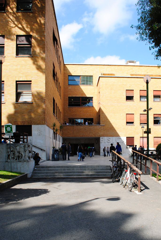 
CITTÀ UNIVERSITARIA DI ROMA: ISTITUTO DI FISICA 