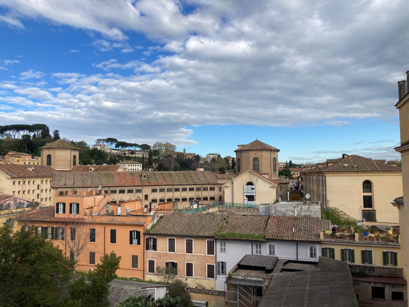 
PALAZZO BUON PASTORE. Casa Internazionale delle donne
