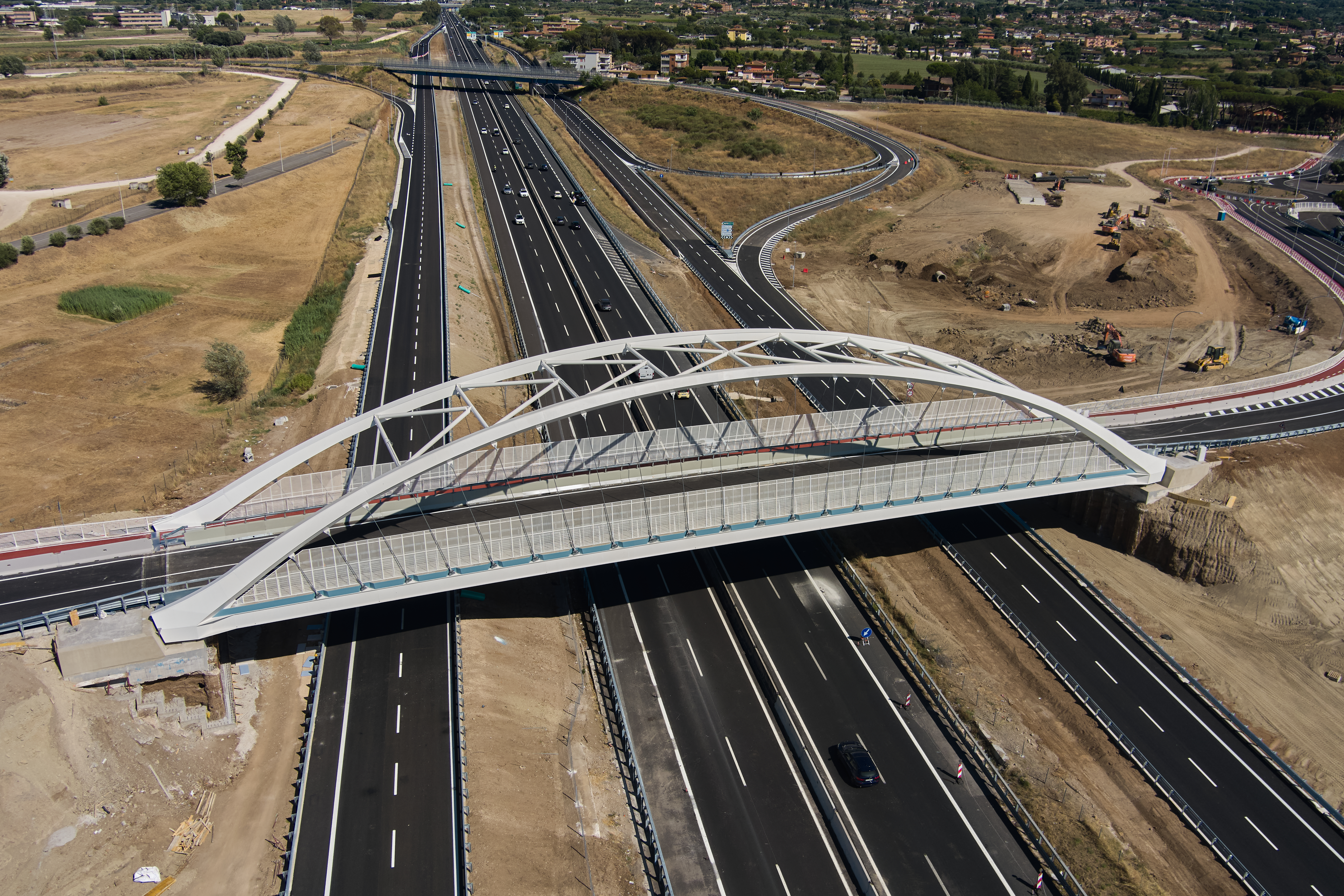 
Ri-connessioni urbane: Il nuovo Cavalcavia di Tor Vergata 