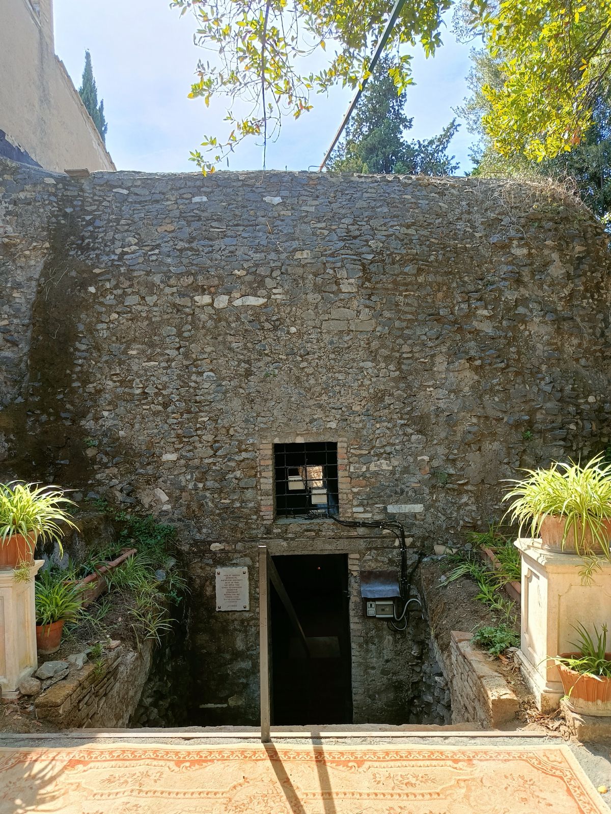 
Mausoleo degli Equinozi