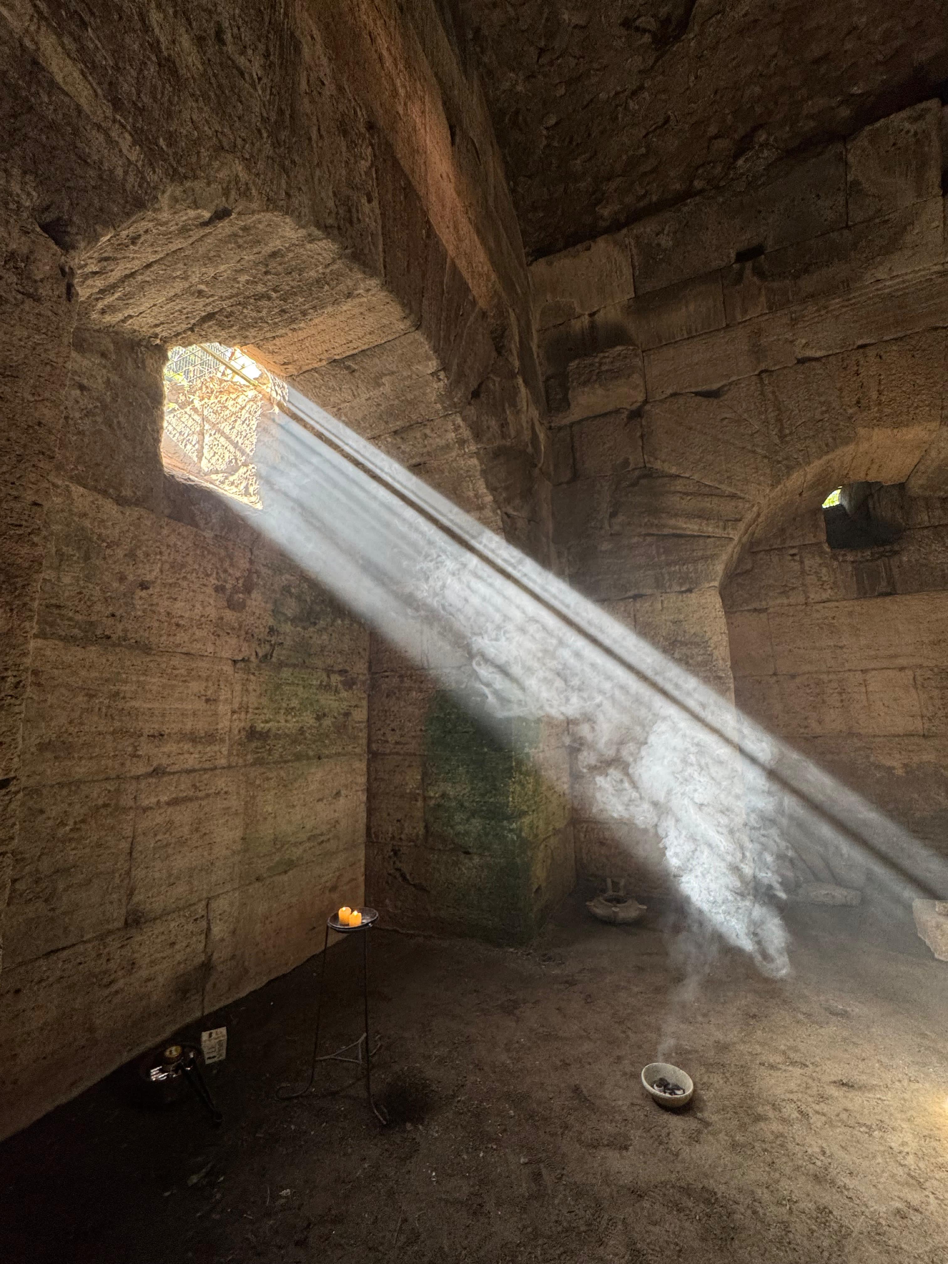 
Mausoleo degli Equinozi