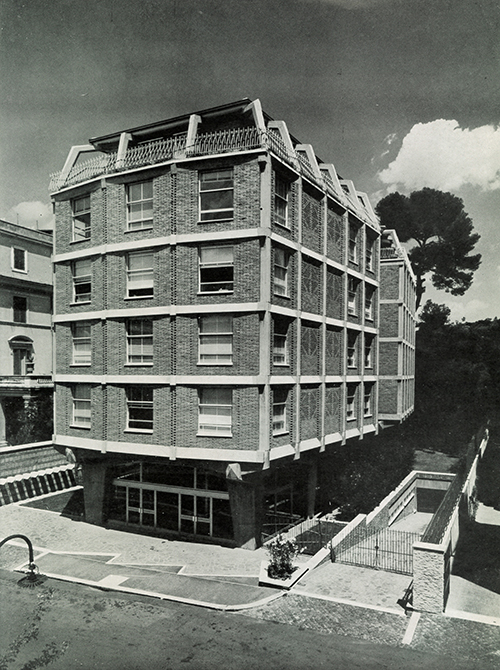 
I "GEMELLI ROMANI": Sede Centrale della Lega Nazionale delle Cooperative 