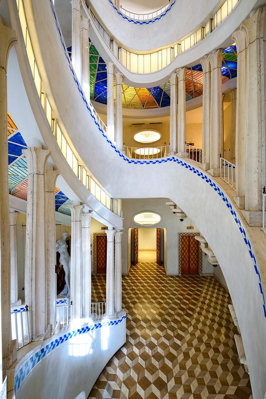 
PALAZZO CORRODI. Cassa Geometri