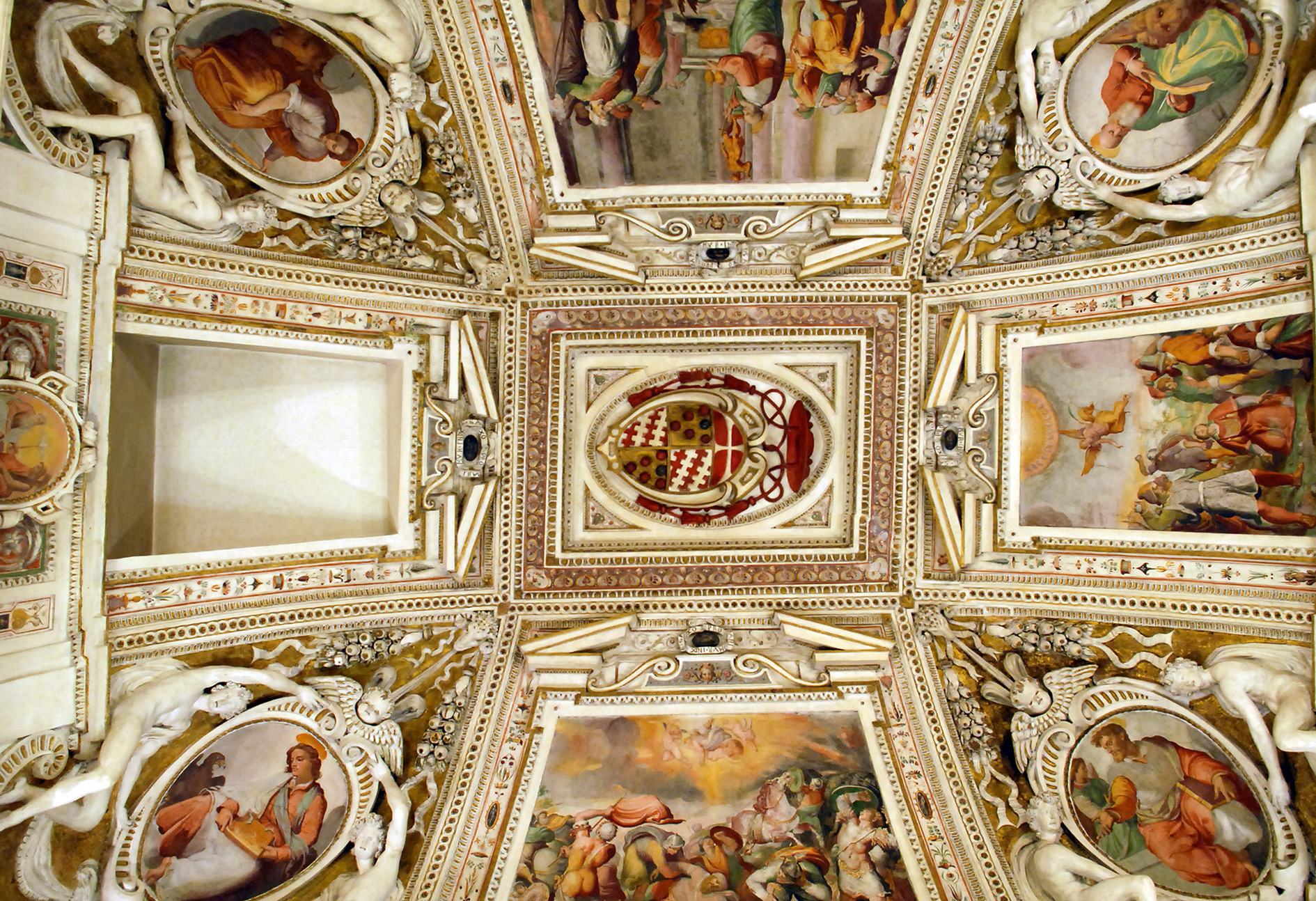 
PALAZZO SALVIATI - Sede del Centro Alti Studi Difesa