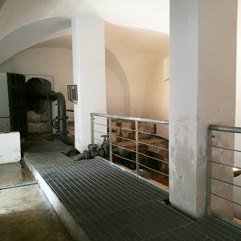 
FONTANA DI TREVI - Castello idraulico